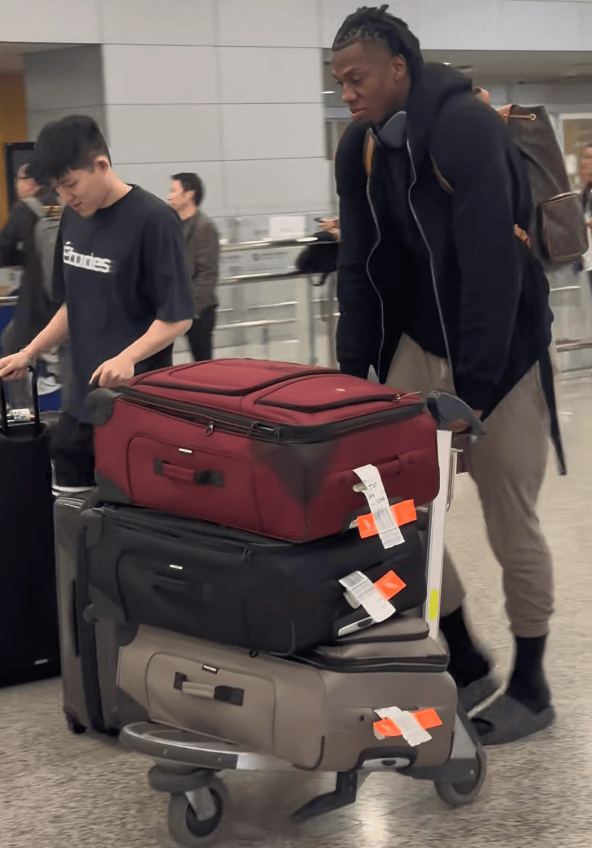 重磅加盟!你好,NBA盖帽王!上海队史诗级进化